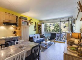 Studio cabine 6 personnes proche pistes, vue montagne - FR-1-400-38, Hotel in Gourette