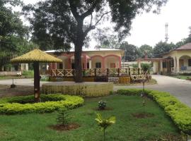 Similipal Khairi Resort, lomakeskus kohteessa Bāngriposi