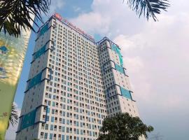 Gracia Room Apartement Grand Dhika City Bekasi, hotel s parkovaním v destinácii Padurenan