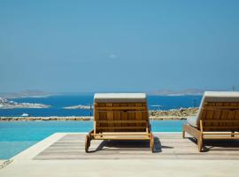Super Luxury Mykonos Villa - Villa La Isla Bonita - Private Gym - Private Pool - 5 Bedrooms - Sea Views, hotel with parking in Dexamenes