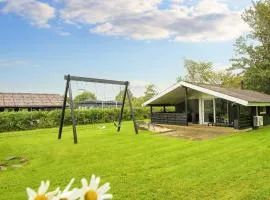 6 person holiday home in Fårvang