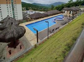 Apto em Niteroi /Piscina e Lazer, pet-friendly hotel in São Gonçalo