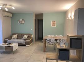 Appartement calme, climatisé 3min à pied de la mer, apartament a Palavas-les-Flots