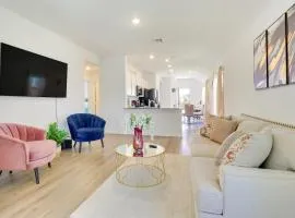 Hutto Getaway with Yard, 9 Mi to Lake Pflugerville!