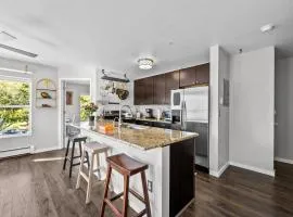 3390 Folsom St, Unit 206