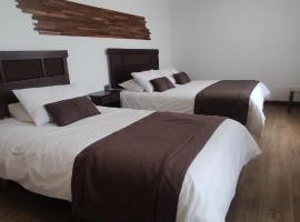 Hotel y Cabañas Pulegan, hotel with hot tubs in Porvenir
