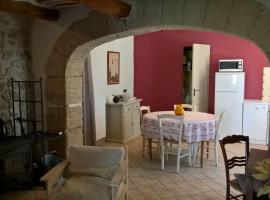 G&icirc;te La Charlette