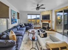 5410 Cross Country Mountain Ski Getaway with Hot Tub & Pool! home