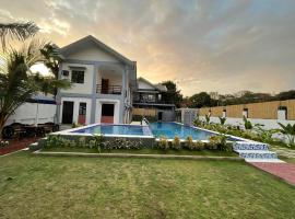 Duran Pool & Guesthouse, hotel v destinaci Sison