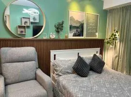Relaxing and Cozy Unit at The Residences