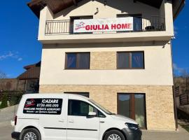 Giulia Home, hotel in Dezmir
