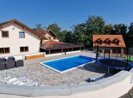 Budimberg Kuća za odmor s bazenom, cabaña o casa de campo en Ludbreg