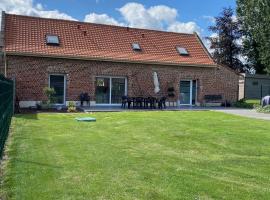 LE DOMAINE DES SAULES, hotel i Richebourg