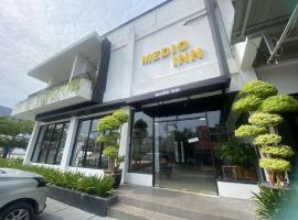 Urbanview Hotel Medio Inn Palu by RedDoorz, hotel din Palu