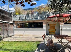 Rare ! LOFT Atypique Centre-Ville Parking Jardin, tradicionalna kućica u gradu 'Reims'