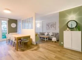 La Serrisienne 6 - Val d'Europe - Disneyland Paris - 9 Personnes