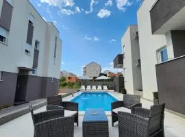 The Sands Luxury Pool Aparthotel