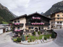 Haus Margret, hótel í Sankt Leonhard im Pitztal