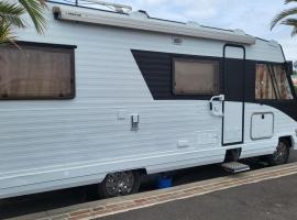 Motorhome, perkemahan di Los Cristianos