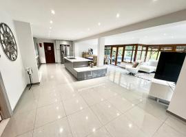 Reads Lodge, Villa in Waterlooville