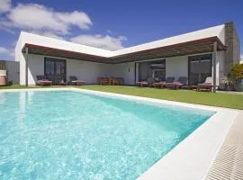 Luxury Los Mojones Villa Short Walk To Old Town Private Heated Pool Villa Los Mojones Angie Puerto Del Carmen