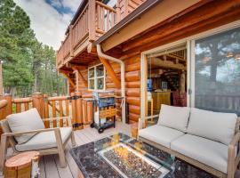 Rustic Ward Retreat with Deck and Mountain Views!, βίλα σε Ward