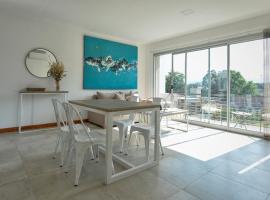 Preciosos departamentos en Ruta del Vino, zona de viñedos y bodegas, hotel di Ciudad Lujan de Cuyo