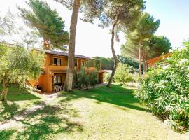 Residence with swimming-pool in Guardistallo surrounded by Nature, hotel di Guardistallo