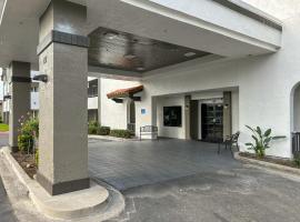 Motel 6 Ontario CA Convention Center Airport โรงแรมในออนตาริโอ