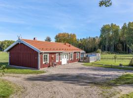 Holiday Home Villa Blommelund by Interhome, cabaña o casa de campo en Kolmården