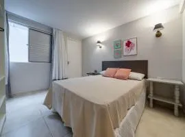 275 - Apartamento 01 dormitório na Praia de Mariscal