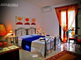 B&B L'Orizzonte, khách sạn gần Hang Grotta Zinzulusa, Castro di Lecce