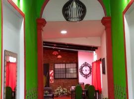 La Borgoña (Hostal), quán trọ ở Salta