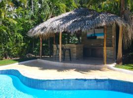 Tiki Bar Villa: Sosúa'da bir otoparklı otel
