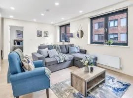 Contractors Gem, 2 Bed, Sleeps 6, Ensuite, onsite Parking