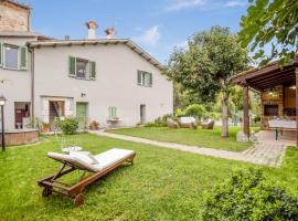 3 Bedroom Gorgeous Home In Palazzetto Nese, haustierfreundliches Hotel in Vicolo Rancolfo