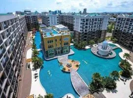 Pleasant Pool View Arcadia 1 Bedroom Condo