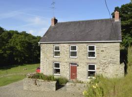 Viesnīca Troedyrhiw Bed & Breakfast pilsētā Kārdigana, netālu no apskates objekta Cilgerran Castle