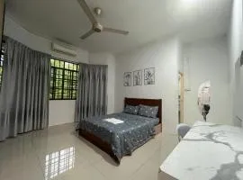 Joyful homestay Miri