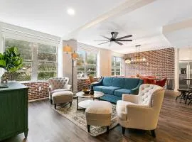 Gorgeous 4BR Luxury Condo Steps to French Quarter