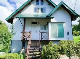 一棟まるっと温泉別荘 天井高7ｍ 50インチ映画見放題 街まで車7分 湯布院30分 アニメ聖地10分