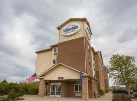 Suburban Studios Clarksville-Louisville North, hotel i Clarksville