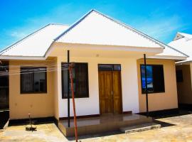 Margareth's Home Stay Free Wi-Fi and Tv, apartamento em Tanga