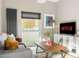Brand New 1-Bed Flat With Free Parking
