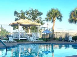 Biloxi Beach-Good Vibes Condo, hotel in Biloxi