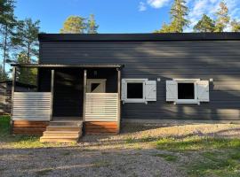 Välkommen till vårt vackra hus, hotel a Gnesta