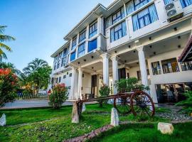G.M.T.SORABORA VILLAGE HOTEL – tani hotel w mieście Ulpotagama Iluka