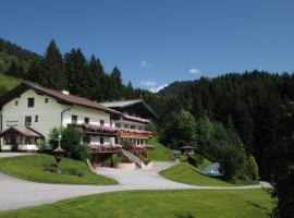 Alpenapartments Unterschlag, hotelli kohteessa Annaberg im Lammertal lähellä maamerkkiä 4er-Sesselbahn Aussichtsberg