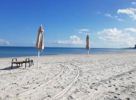 KEY BISCAYNE BEACH VACATION #3, hotel con pileta en Miami
