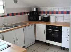 LA TONNELLE